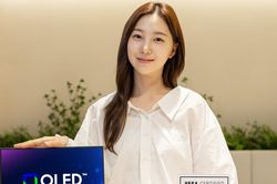 Samsung sản xuất màn hình tandem OLED 1.600 nit: Bước ngoặt độ sáng cho laptop cao cấp