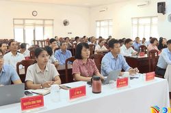 X&atilde; H&ograve;a Tiến bồi dưỡng kỹ năng nghiệp vụ cho hơn 50 đại biểu HĐND