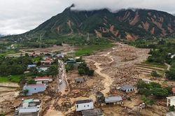 Lý giải nguyên nhân lũ quét và sạt lở đất nghiêm trọng ở miền núi phía Bắc