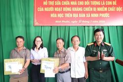 Xã Ninh Phước bàn giao nhà ở cho 2 gia đình chính sách
