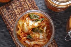 Khoa học ghi nhận thêm lợi ích của thực phẩm lên men quen thuộc với người Việt