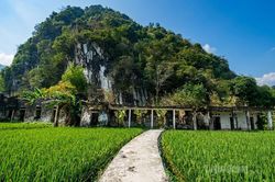 Làng Pinh hồi sinh