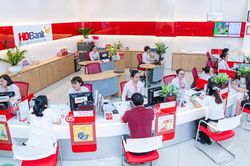 Ngân hàng HDBank (HDB): Lãi năm nay dự báo tăng 32%, chờ chất xúc tác từ IPO công ty thành viên