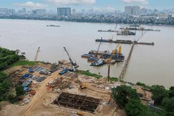 Hà Nội yêu cầu hoàn thành 8 cầu vượt sông trong tháng 7/2027