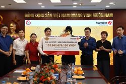 Người chơi Hàn Quốc làm việc tại Bắc Ninh trúng xổ số tự chọn Power 6/55 của Vietlott hơn 102 tỷ đồng