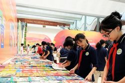 Những địa phương đầu tiên miễn phí sách giáo khoa