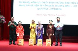 Th&agrave;nh phố gặp mặt, tri &acirc;n cựu chiến binh, thương binh ti&ecirc;u biểu