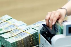 L&atilde;i suất kh&oacute; giảm s&acirc;u, doanh nghiệp cần th&ecirc;m điểm tựa