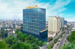 LPBank (LPB) báo lãi bán niên gần 6.000 tỷ đồng, thu nhập ngoài lãi bứt phá 33%