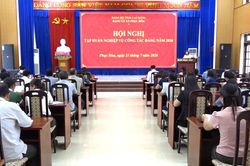 Tập huấn nghiệp vụ công tác Đảng cho 72 đại biểu