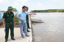 Khảo s&aacute;t hiện trường sạt lở Trạm Kiểm so&aacute;t bi&ecirc;n ph&ograve;ng Hố G&ugrave;i
