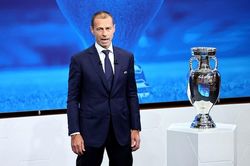 Chủ tịch UEFA tẩy chay chung kết World Cup để phản đối FIFA