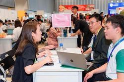 Nhà mua hàng quốc tế yêu cầu gì từ hàng Việt?