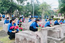 Tháng 7 tri ân của tuổi trẻ Hà Tĩnh