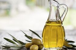 Dầu ô liu có gây tăng cân, béo phì không?