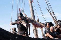 Hậu trường The Odyssey: Chèo thuyền nghìn dặm, chịu đựng bão, sóng lớn và rét buốt