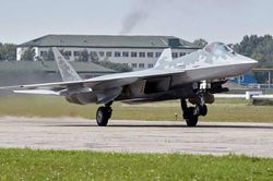 Quy mô phi đội tiêm kích Su-57 của Nga được mở rộng lên trên 200 chiếc?