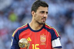 Châu Âu dậy sóng vì Quả bóng vàng World Cup
