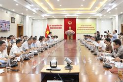 EVNNPT kiến nghị tháo gỡ điểm nghẽn, tăng tốc các dự án truyền tải điện tại Quảng Ninh