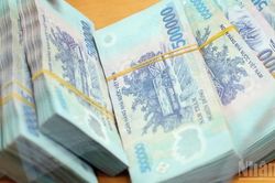 Điều hành tín dụng, tạo lập môi trường đầu tư minh bạch, củng cố niềm tin thị trường bất động sản
