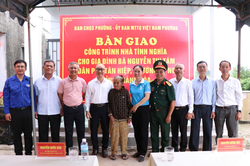 Phường Ba Ngòi bàn giao Nhà tình nghĩa tặng gia đình chính sách