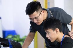 Đưa năng lực số, trí tuệ nhân tạo vào chuẩn đầu ra đại học: Bài toán lớn về đội ngũ giảng viên và hạ tầng công nghệ