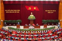 Trung ương thảo luận tổng kết hai nghị quyết về kinh tế biển và ứng phó biến đổi khí hậu