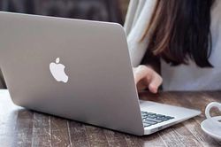 Làm việc linh hoạt, MacBook có đáng để đầu tư?