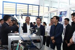 Khai thác nguồn lực nhà giáo sau nghỉ hưu