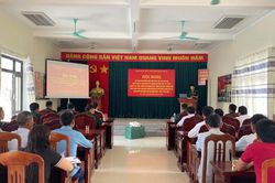 Đồn Biên phòng Hải An phối hợp tập huấn kiến thức pháp luật cho thành viên tổ tự quản, tổ tàu thuyền an toàn