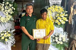 Hạ sĩ người Jrai quên mình cứu hai người bị điện giật
