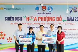 Hoa phượng đỏ thắp sáng vùng cao Xuân Lương