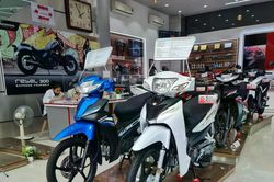 Lý do các hãng liên tiếp ra mắt xe máy xăng mới