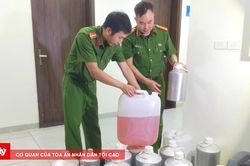 Bóc gỡ đường dây sản xuất, buôn bán nước hoa giả