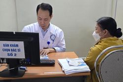 Bác sĩ chỉ ra nghịch lý nhịn cơm, ăn ít đạm nhưng đường huyết, mỡ máu vẫn cao