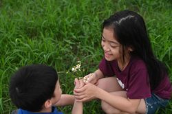 5 tỉnh, thành chi tiền hỗ trợ người dân sinh đủ hai con, cao nhất 5 triệu đồng