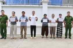 Những kẻ buôn bán người qua biên giới đã dụ dỗ các thôn nữ trẻ ra sao?