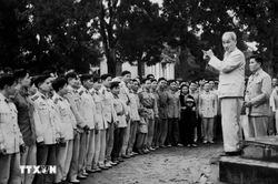Chỉ thị số 07: Học tập v&agrave; thực h&agrave;nh theo B&aacute;c l&agrave; nhiệm vụ trọng yếu, thường xuy&ecirc;n