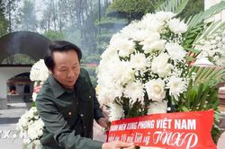 Hà Tĩnh: Ngọn lửa tự hào được trao truyền nơi từng là 'tọa độ chết'