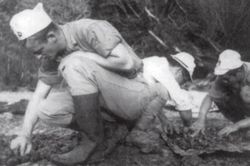 Bí mật rùng rợn về nhiệm vụ suýt cướp mạng sống của George H.W. Bush - Kỳ cuối