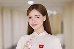 Ca sĩ Hòa Minzy chuyển khoản 100 triệu đồng ủng hộ khắc phục hậu quả thiên tai