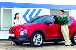 Xe điện và hybrid bứt tốc chiếm lĩnh thị phần