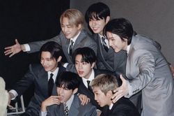 BTS n&oacute;i về chuyện kết h&ocirc;n, người h&acirc;m mộ đồng loạt nhắn nhủ