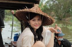 Kh&eacute;p lại với V&acirc;n Trang