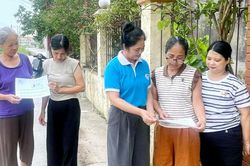 Khi phụ nữ trở thành 'đầu tàu' trong phong trào tiết kiệm điện