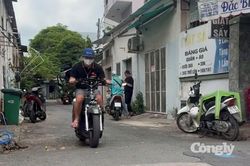 Phạt thanh ni&ecirc;n chạy xe điện kh&ocirc;ng biển số, kh&ocirc;ng đội mũ