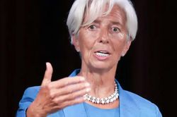Giá dầu leo thang làm khó quyết định lãi suất của ECB trong tuần này