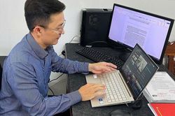 Cầu nối thông tin trên không gian mạng