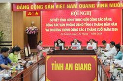 Phó Chủ tịch Thường trực UBND tỉnh An Giang Nguyễn Thanh Phong yêu cầu nâng cao chất lượng tham mưu, đẩy mạnh chuyển đổi số