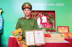 Thượng úy Phạm Văn Sô tận tâm với công việc